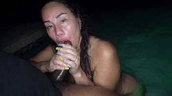 Queen Rogue’s Poolside Pleasure In Puerto Rico – A Steamy Blowjob Affair!