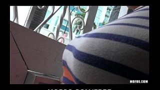 Big-tit Brunette Girlfriend Sabrina Taylor Gives Great Public Bj