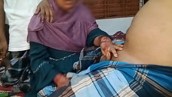 Intimate Bengali Celebration: Busty Aunty’s Wild Threesome Blowjob And Doggystyle Fuck Fest