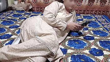 Hardcore Desi Aunty Gets Dominated In Doggystyle By Her Arabic Boss – Hindi Audio
