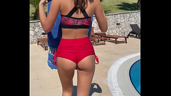 Yoga Flexibility: Stretching For A Stunning Facial Finish