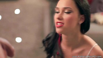 Passionate Milf’s Deep Throat Pleasure