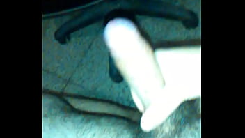 Slow Motion Seduction: A Sensual Blowjob Experience