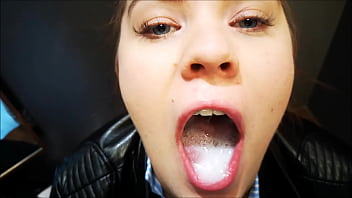 Public Dressing Room Blowjob And Explosive Finish