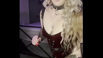 A Birthday Blowjob To Remember: Mistress Kora Bell And Daddy’s Dark Vixen Share Hubby’s Cock While Kora Dominates Her Pussy