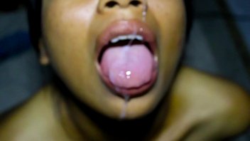 Slow Motion Blowjob And Cumshot