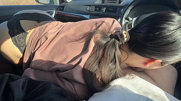Car Backseat Betrayal: Sneaky Blowjob From A Taken Girl