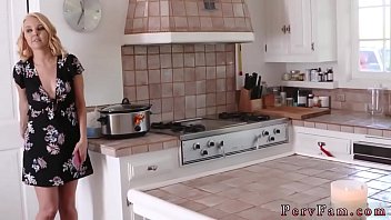 The Art Of Seduction: Redhead Milf’s Intimate Blowjob And Handjob Techniques