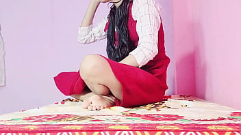 Desi Beauty Is Absolutely Stunning Today