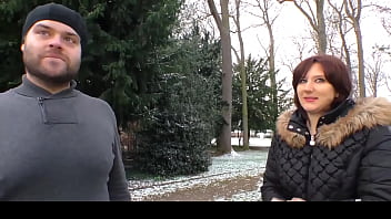 German Delight: Curvy Amateur Pleases A Stranger With A Sensual Blowjob