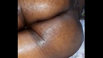 Naughty Aunt Spreads Her Cheeks For Young Stud’s Massage