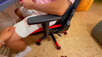 Unforgettable Stepmom Blowjob: A Mind-blowing Experience