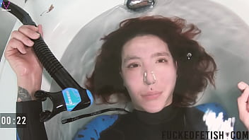 Submerged Sensation: An Underwater Blowjob Fantasy