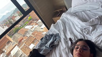 Sensational Colombian Milf With Voluptuous Curves Delivers Intense Blowjob And Deep Throat In Rough Casting Ride